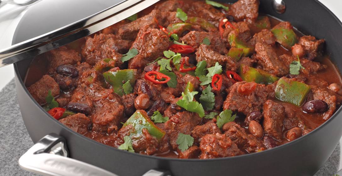Chunky Steak Chilli in a Circulon Casserole Pan