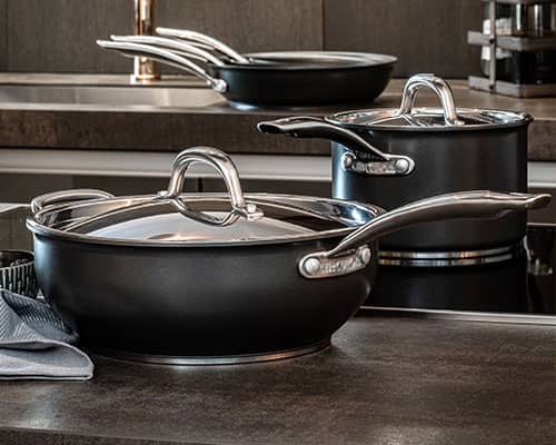 Non stick sauté pans and chef pans from Circulon