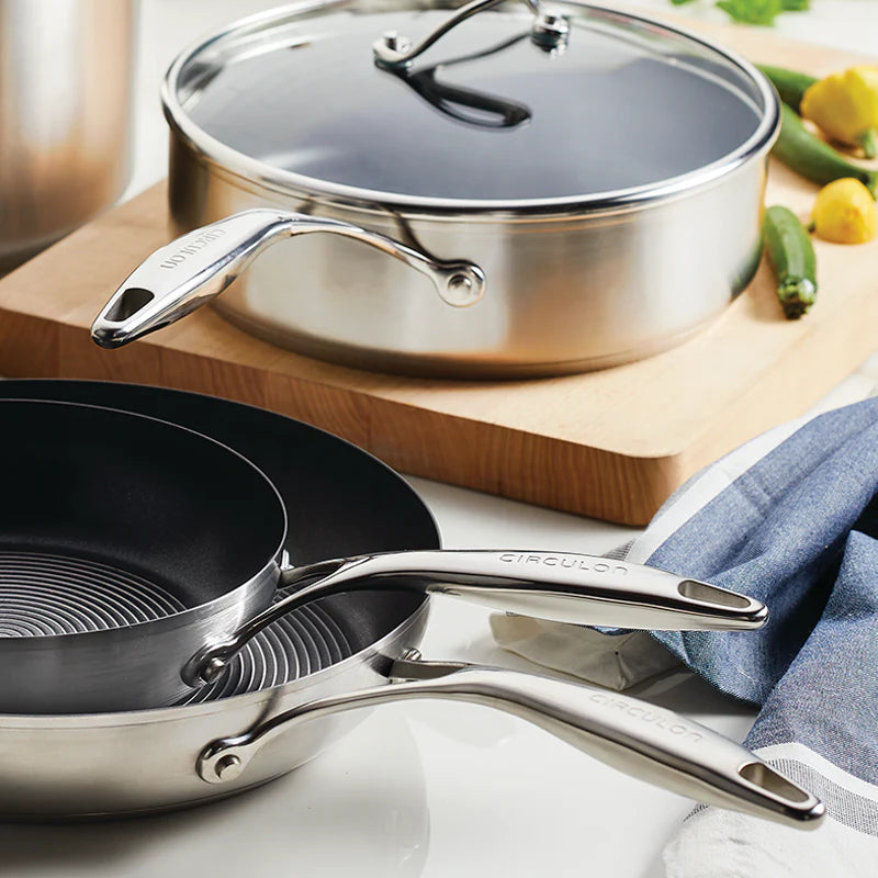 Circulon product image showing Circulon SteelShield S Series Stay Cool Ergonomic Handles