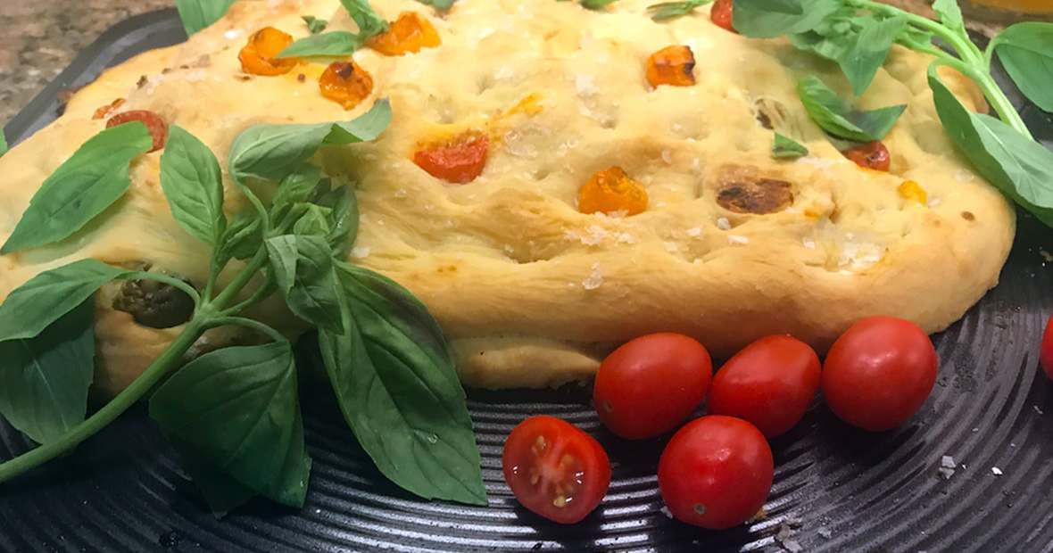 Cheese, Herb & Sun Blush Tomato Tear 'n' Share Bread