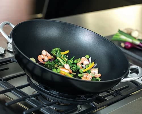 Non stick woks from Circulon - pioneers of non stick cookware. Our induction hob woks are suitable for all hob types