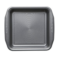 Square cake tin with iconic Circulon circles