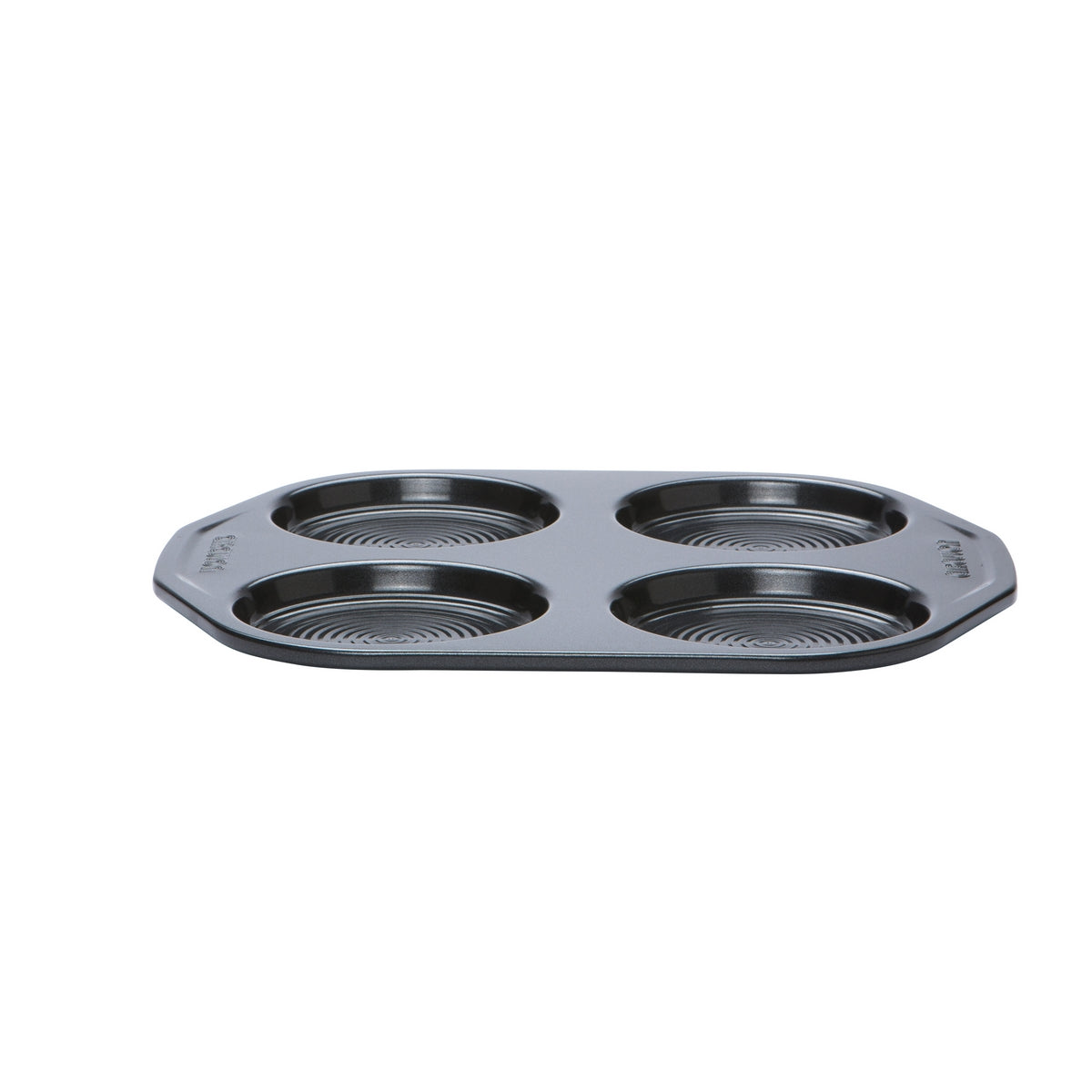 Side view of shallow Yorkshire pudding tin.